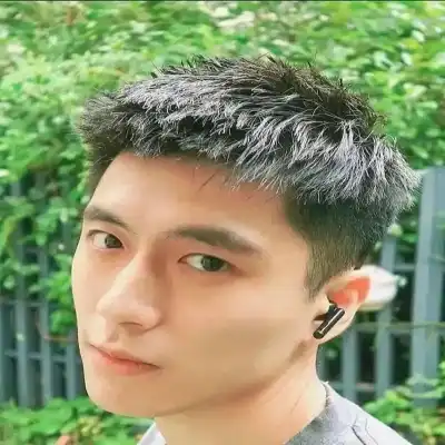 朱浩霁